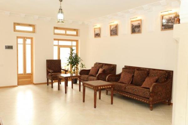 Hotel Asl Bukhara Bagian luar foto